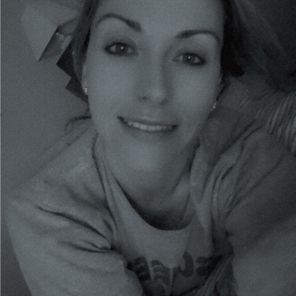 Meet your Posher, Cheyenne - Picture 7 of 7